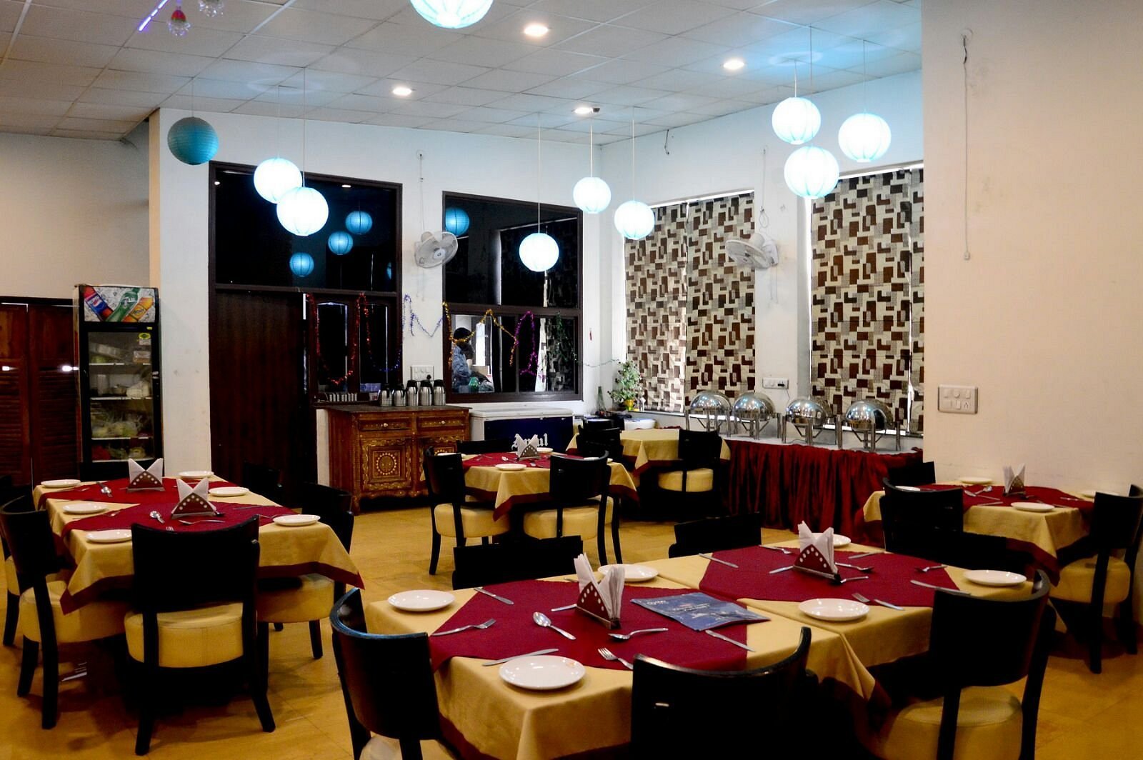 restaurant